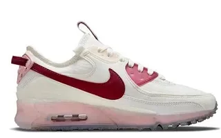 Nike White Red Low-Top Mesh And Synthetic Upper Lifestyle Sneakers 6
