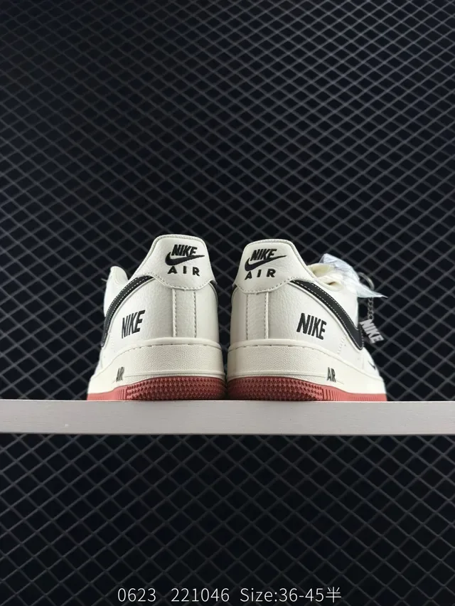 Nike x Stussy Air Force 1 Beige Silver Textured Leather Lifestyle Sneakers 7
