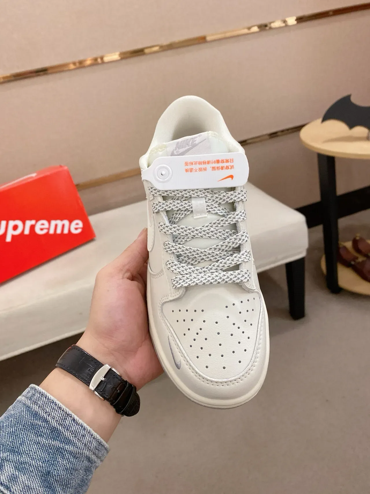 Nike x Supreme Dunk Low Off-White Lifestyle Sneakers 2