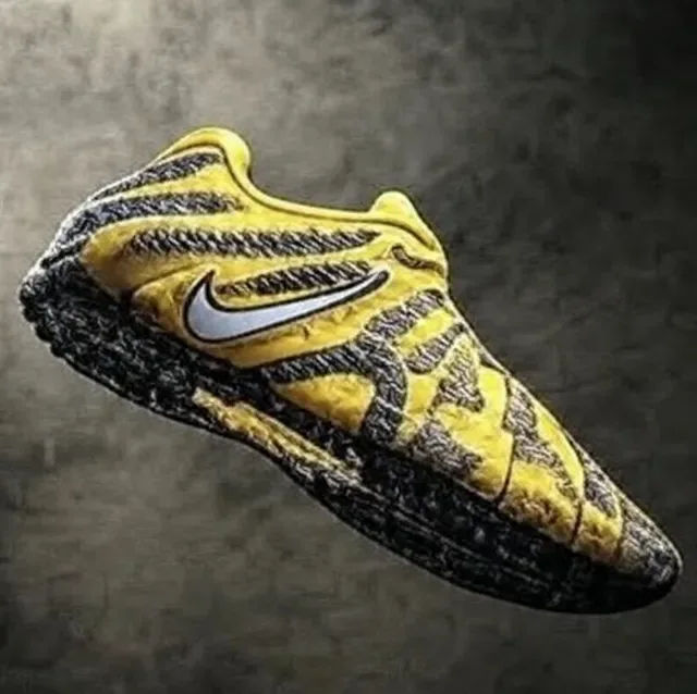 Nike Yellow Black Zebra Stripe Pattern ZoomX Midsole Branding Sneakers 6