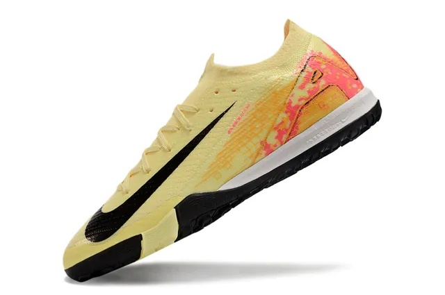 Nike Amarelo Rosa Flyknit Upper Pixelated Graphic Overlay Turf Sapatos de Futebol 3