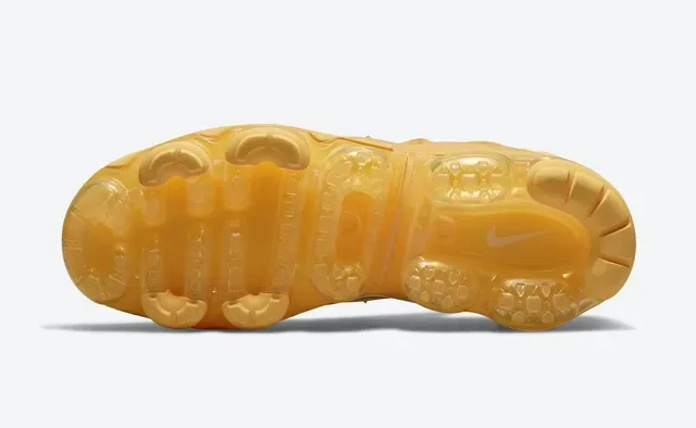 Nike Yellow Transparent Monochromatic Sculpted Wave Cage Lifestyle Sneakers 5