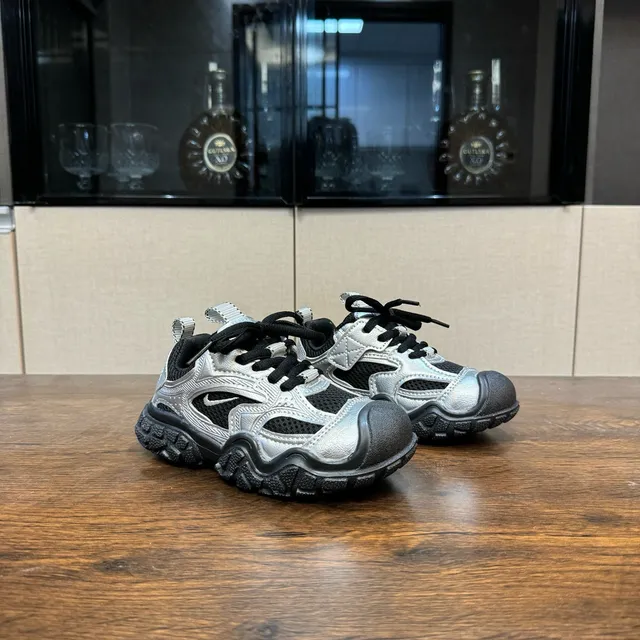 Nike Zoom 2K Off-White Black Chunky Sneakers 21