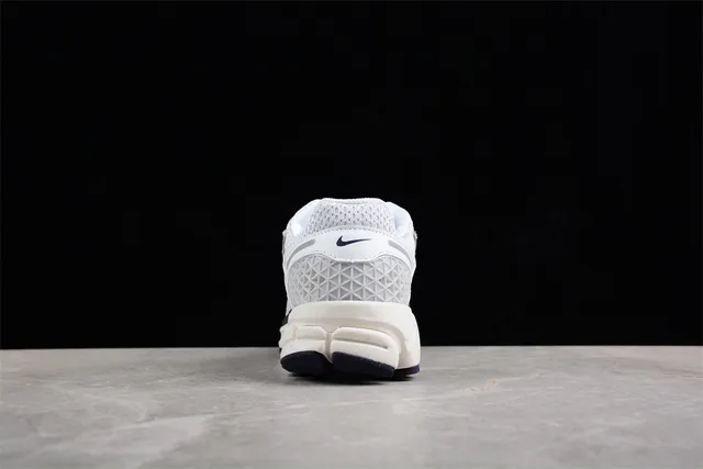 Nike Zoom 2K White Silver Navy Running Shoes 4
