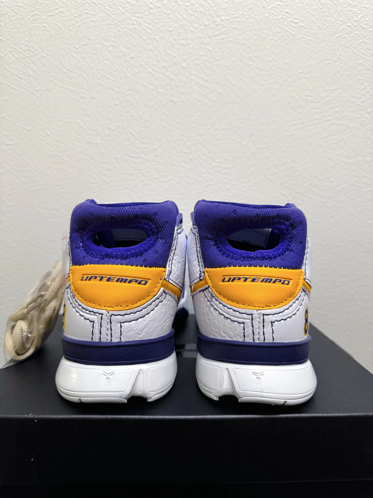 Nike Zoom Kobe IV White Purple Gold Basketball Shoes 12