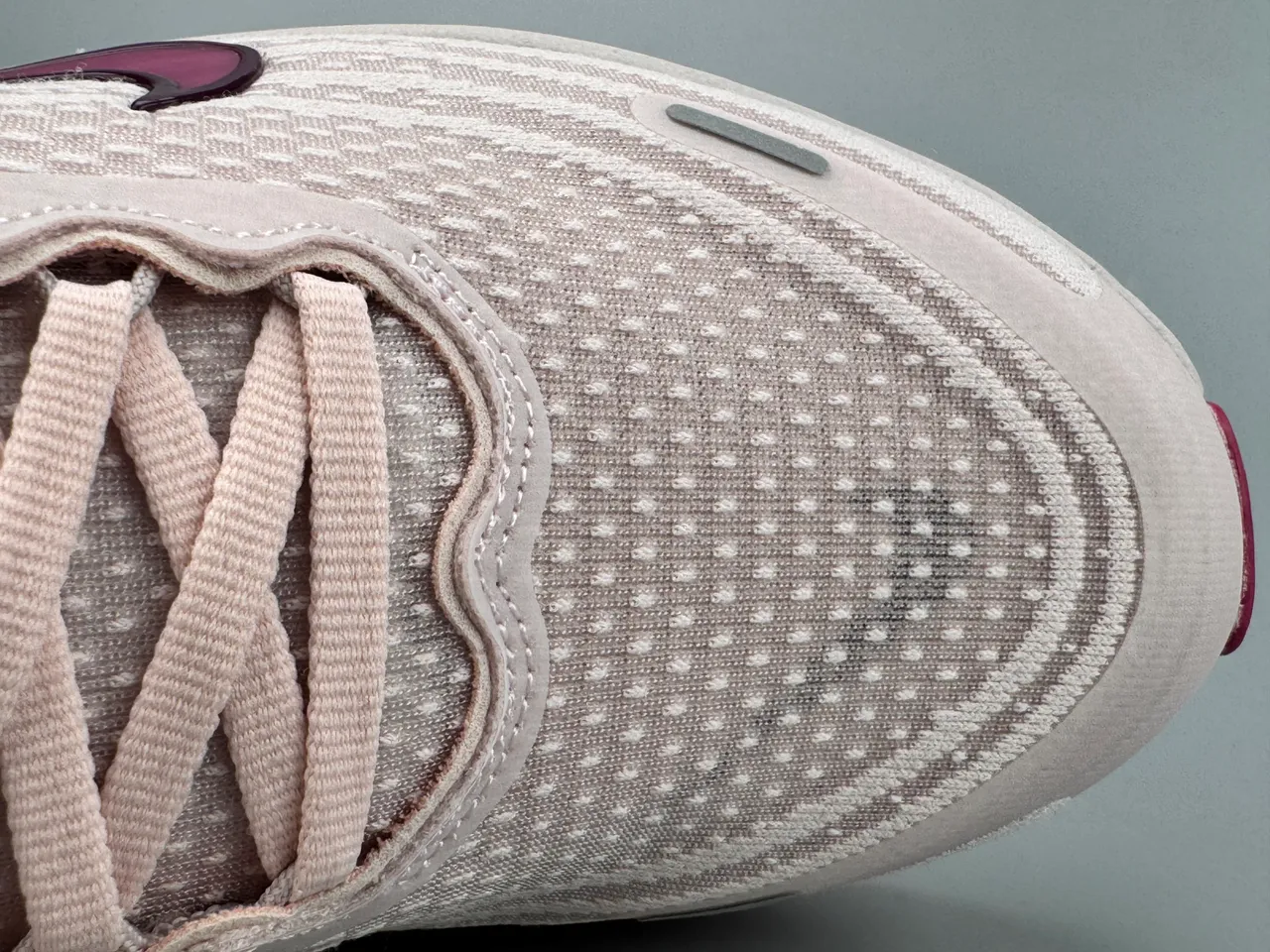 Nike ZoomX Invincible Run Pink Magenta Running Shoes 2