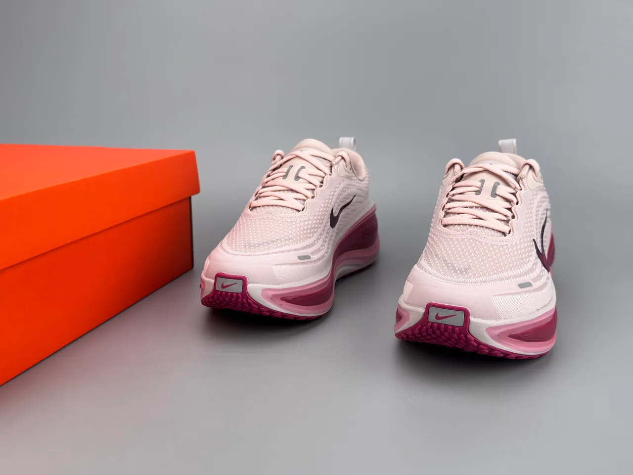 Nike ZoomX Invincible Run Pink Magenta Running Shoes 3