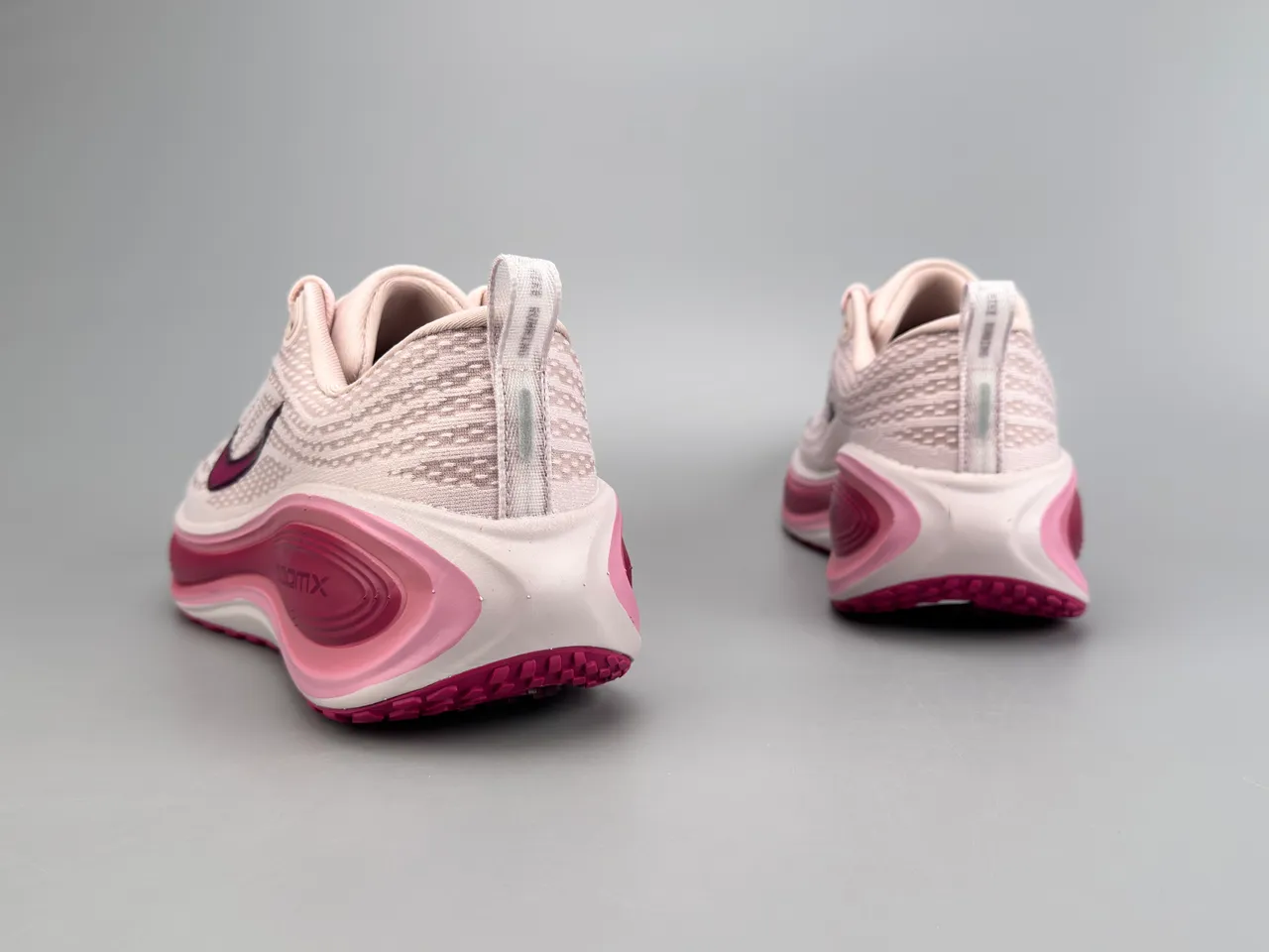 Nike ZoomX Invincible Run Pink Magenta Running Shoes 7