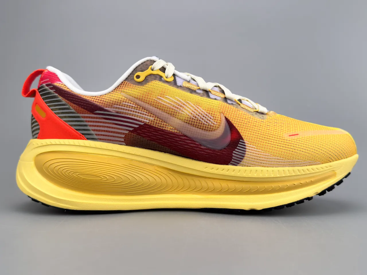 Nike ZoomX Invincible Run Yellow Red Engineered Mesh Upper Layered Synthetic Overlays Running Shoes 10