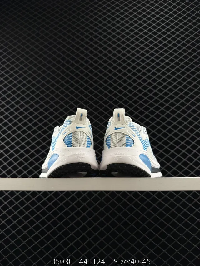 Nike ZoomX Light Gray and Blue Running Shoes 3
