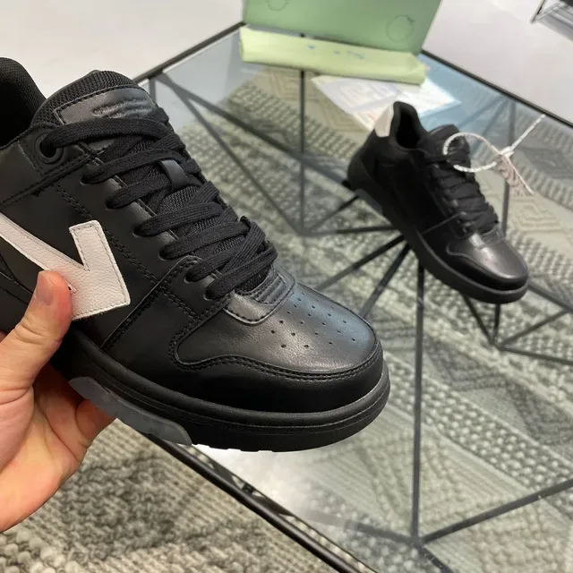 Off-White Chaussures lifestyle noires avec logo de flèche diagonale et orteil perforé 3