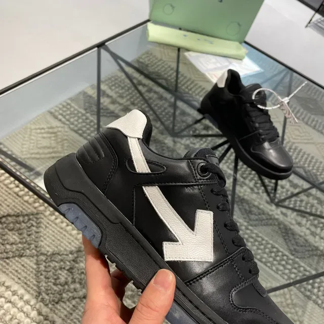 Off-White Chaussures lifestyle noires avec logo de flèche diagonale et orteil perforé 4