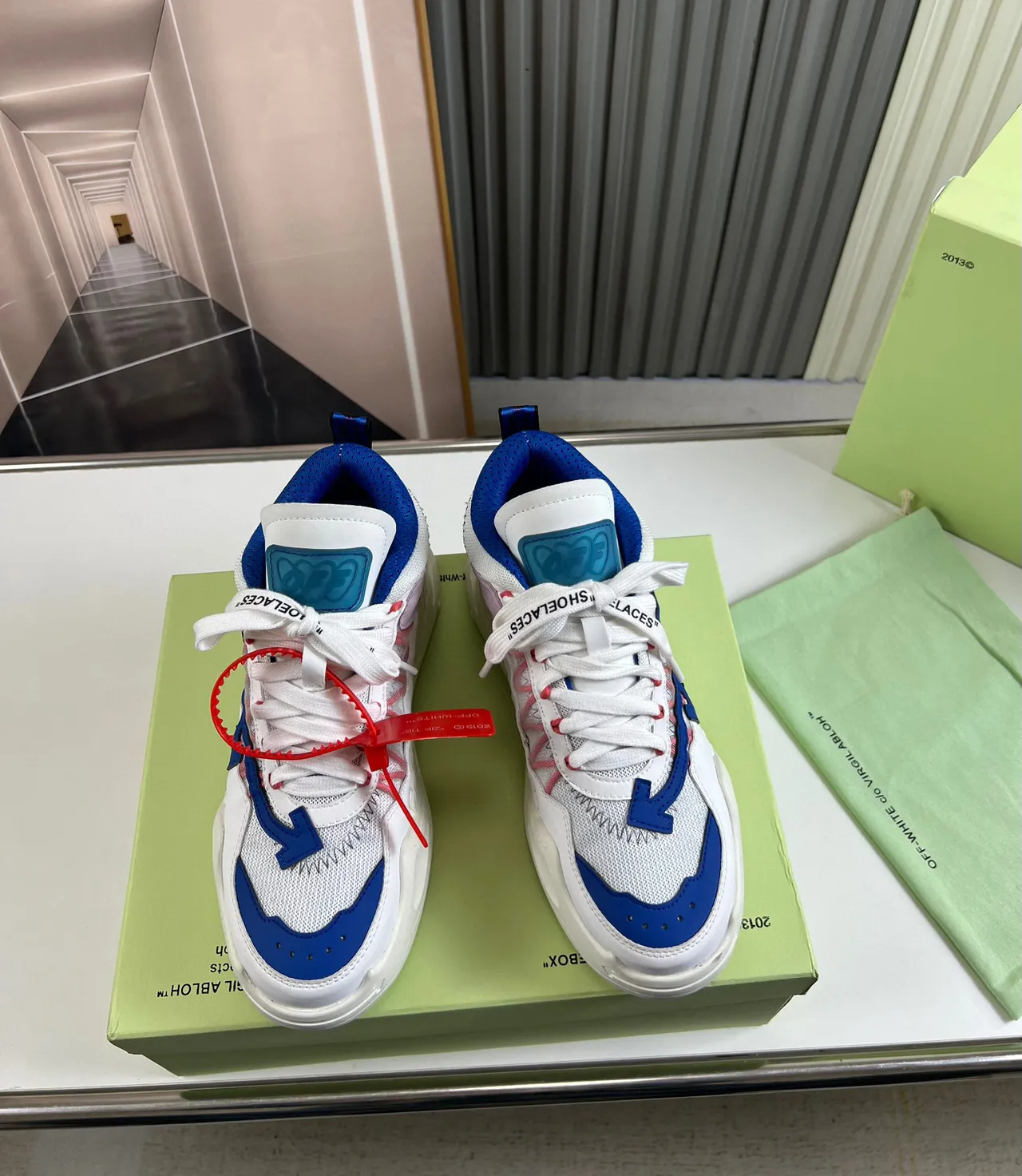 Off-White Blue Oversized Arrow Logo Ridged Sculpted Midsole Chunky Sneakers 9