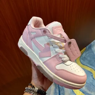 Off-White Industrial Sneaker Rose et Blanc Lifestyle Sneakers