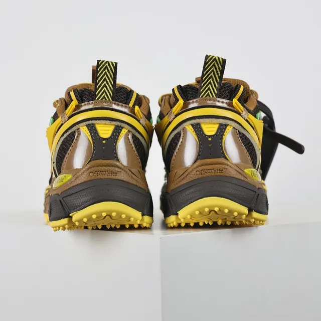 Off-White Multicolor Sola Esculpida Sobreposições de Materiais Sintéticos Camadas Tênis Chunky 8
