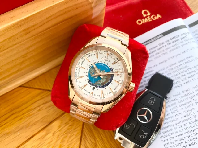 Omega Seamaster Worldtimer Montre Mécanique Or Rose 8