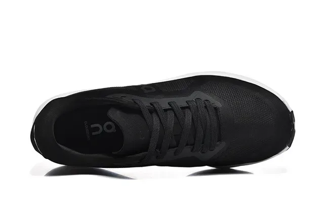 On Cloud Black and White Running Shoes 2
