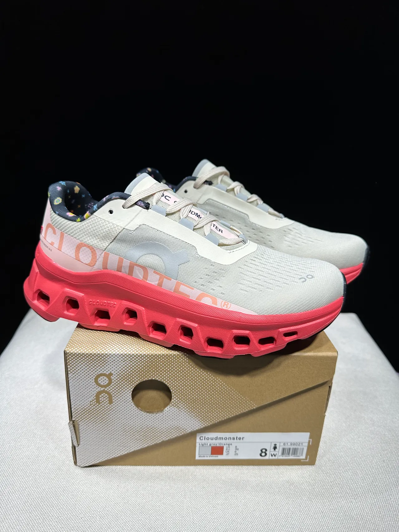 On Cloudmonster Beige Red Engineered Mesh Upper Open Hexagonal CloudTec Midsole Running Shoes 8
