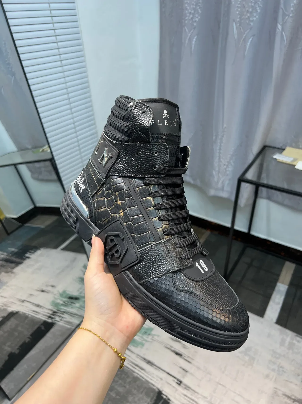 Philipp Plein Noir Argent Cuir Crocodile Embossé Hautes Lifestyle Sneakers 6