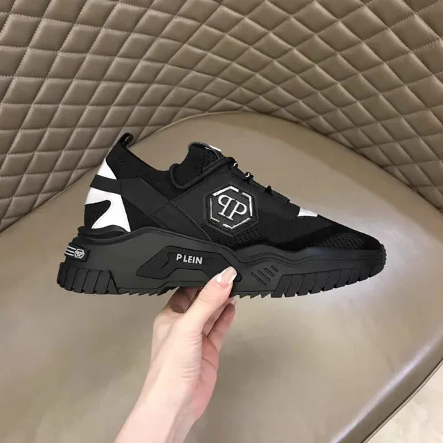 Philipp Plein Tênis pretos e brancos com upper de malha, sola esculpida e sola chunky 10