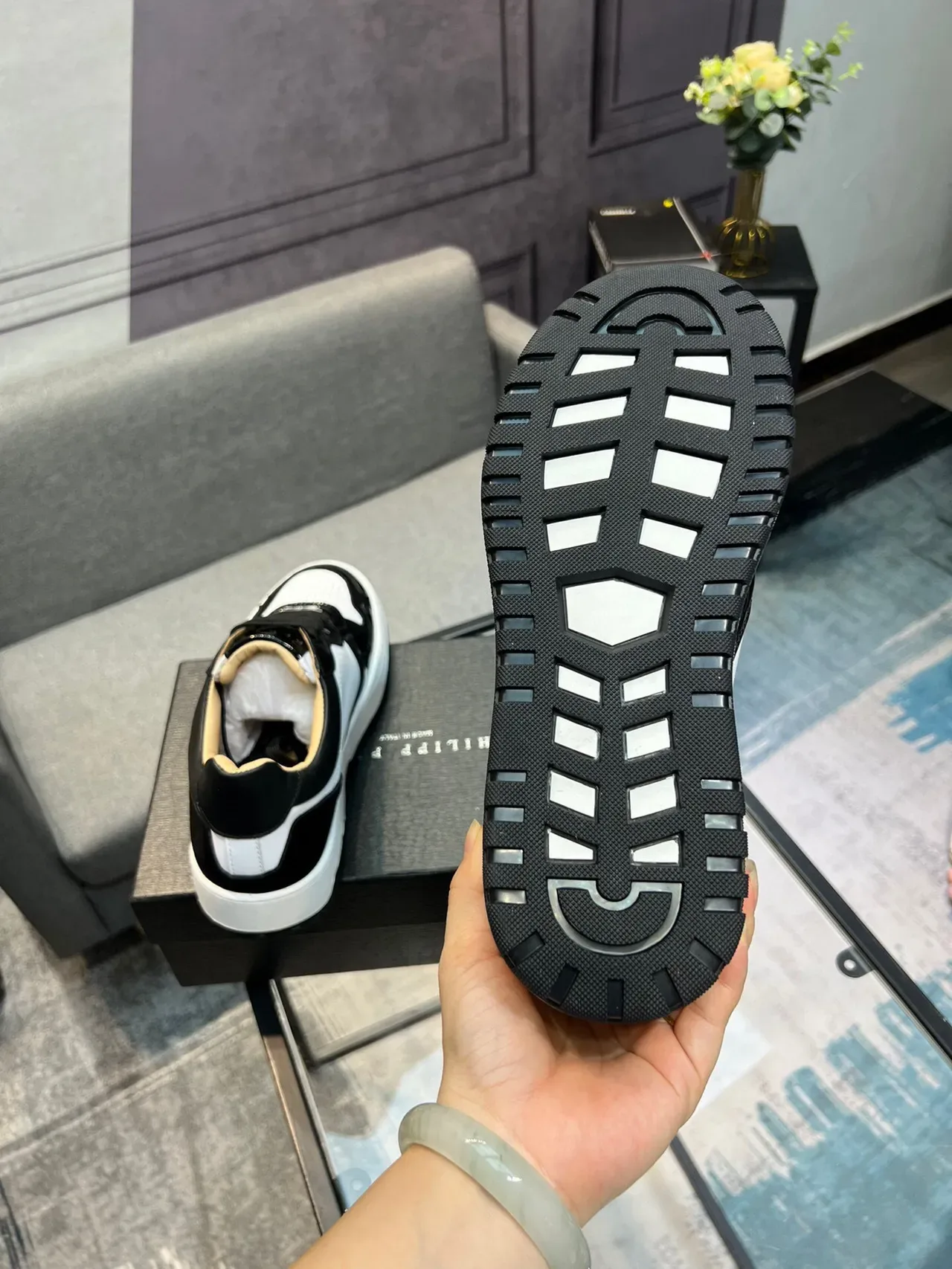Philipp Plein Preto Branco Panelled Upper Couro Patentado Accents Lifestyle Sneakers 7