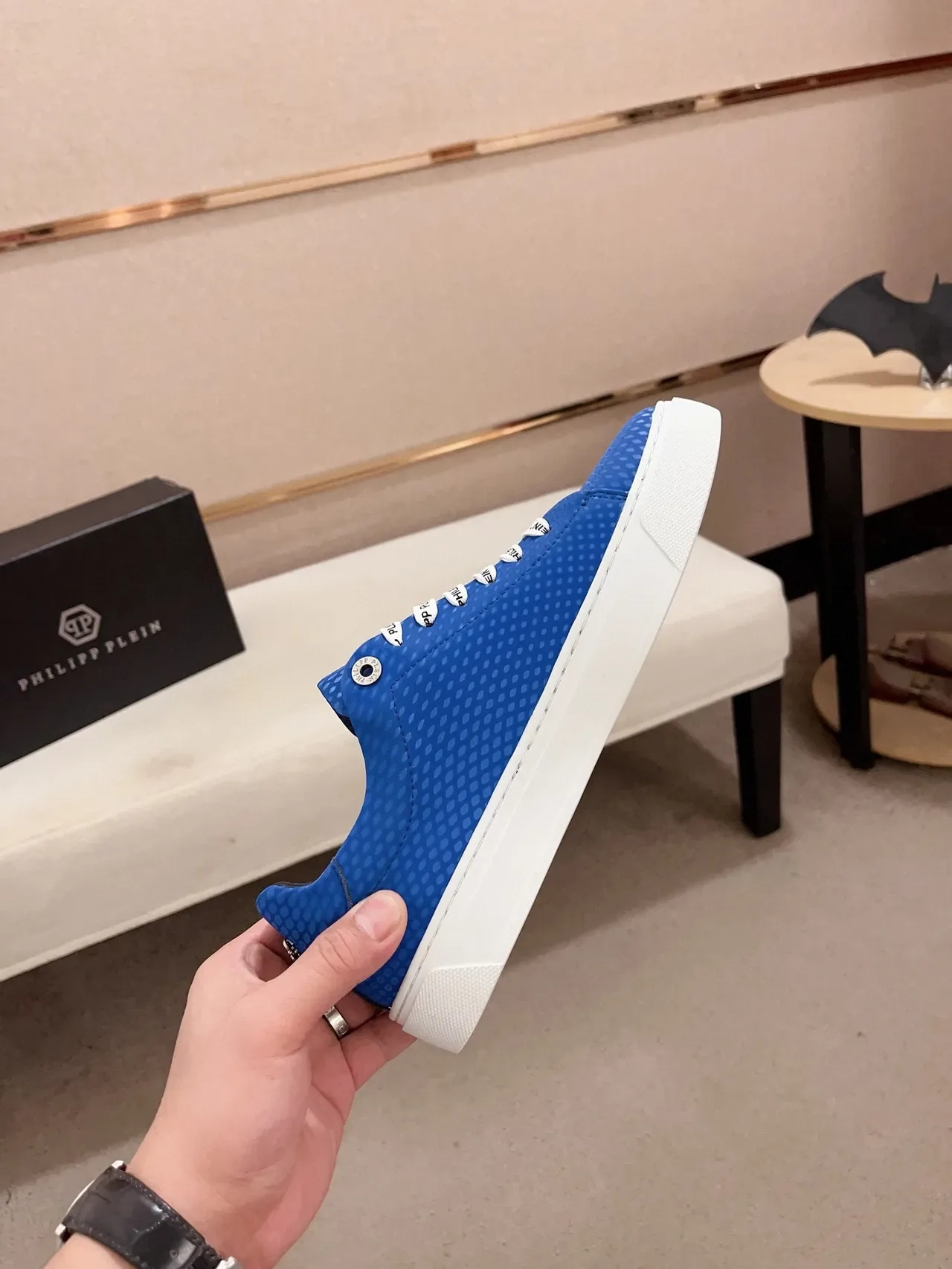 Philipp Plein Bleu Blanc Perforé-Texturé Haut Contraste Semelle sneakers lifestyle 5