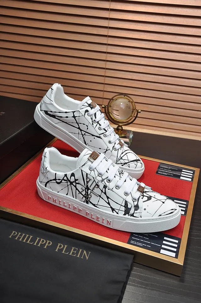 Philipp Plein impression graffiti blanc noir sneakers lifestyle 6