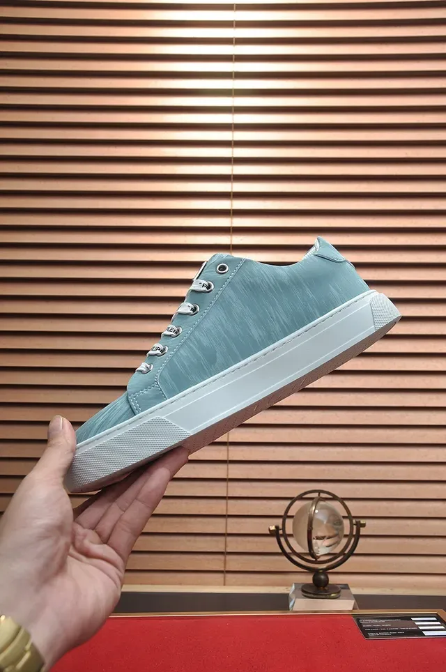 Philipp Plein Sneakers Lifestyle Bleu Clair Lacés avec Marque 5