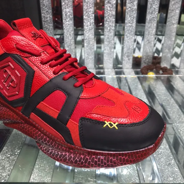 Philipp Plein حذاء رياضي سميك أحمر أسود لوحة شعار سداسي الشكل نسيج قاعدة خلية نحل 7