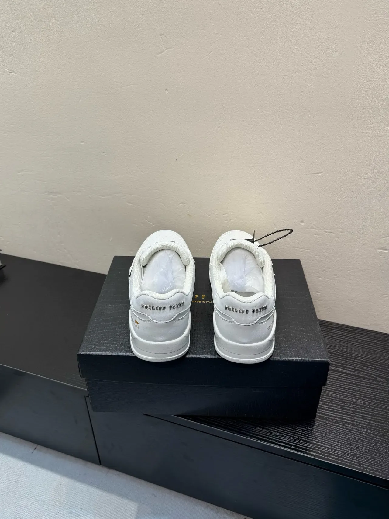 Philipp Plein Street King tênis lifestyle perfurados brancos 5