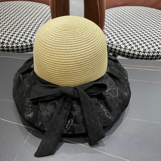Prada Beige Black Woven Straw Crown Glossy Marbled Fabric Brim Bucket Hat 6
