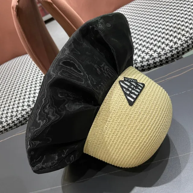 Prada Beige Black Woven Straw Crown Glossy Marbled Fabric Brim Bucket Hat 11