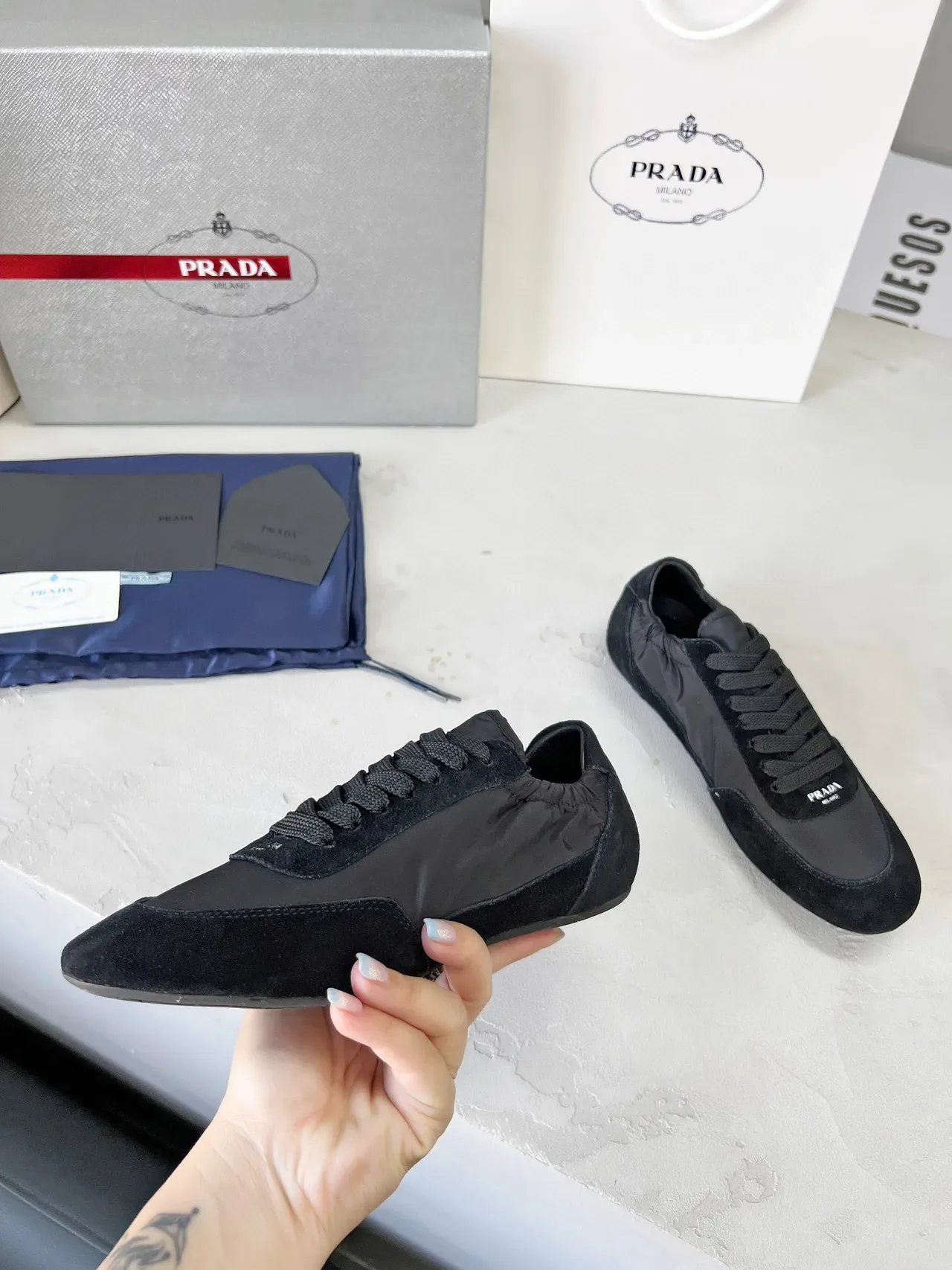 Prada Tênis Lifestyle Preto de Baixo Mistos de Camurça e Nylon 6