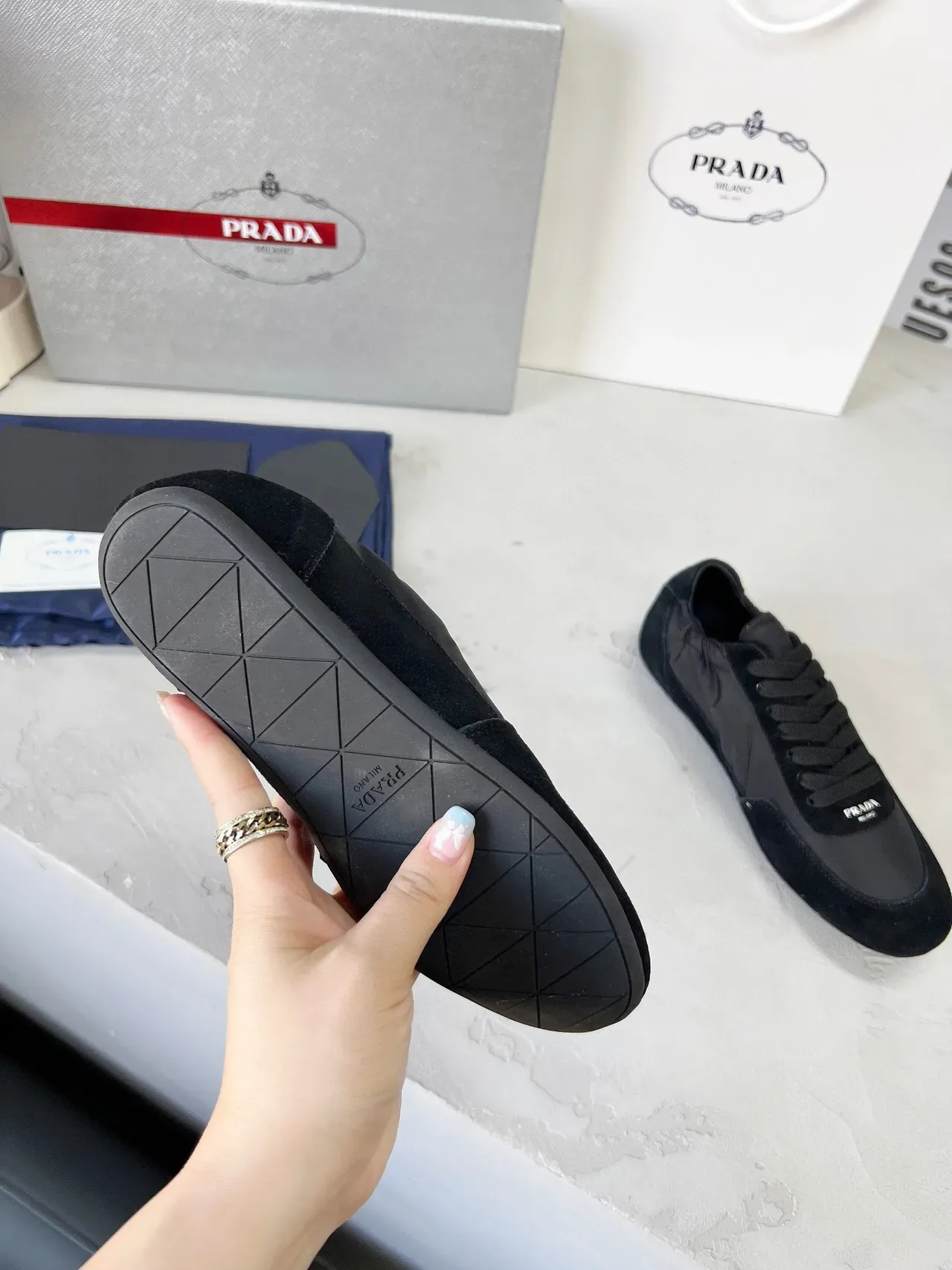 Prada Tênis Lifestyle Preto de Baixo Mistos de Camurça e Nylon 9
