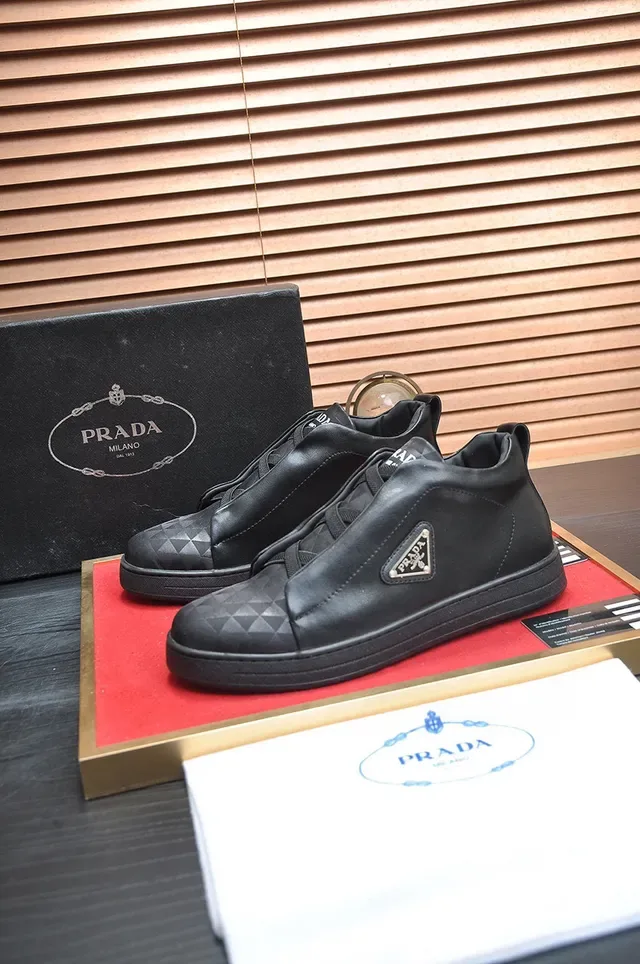 Prada Cloudbust কালো লেসহীন চামড়া লাইফস্টাইল স্নিকার 6