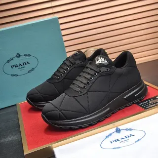 Prada Cloudbust Sneakers Lifestyle Noir Quilté
