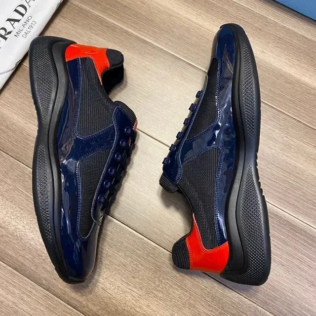Sneakers Prada Cloudbust Noir et Rouge Cuir Patenté Brillant Panneau de Maille Style de Vie 2