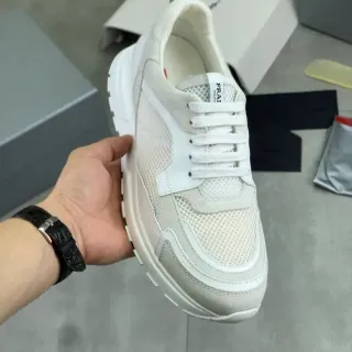 Prada Cloudbust सफेद और क्रीम Mesh-Suede लाइफस्टाइल स्नीकर्स