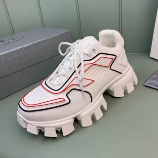 Prada Cloudbust أبيض أحمر أسود حذاء رياضي كبير