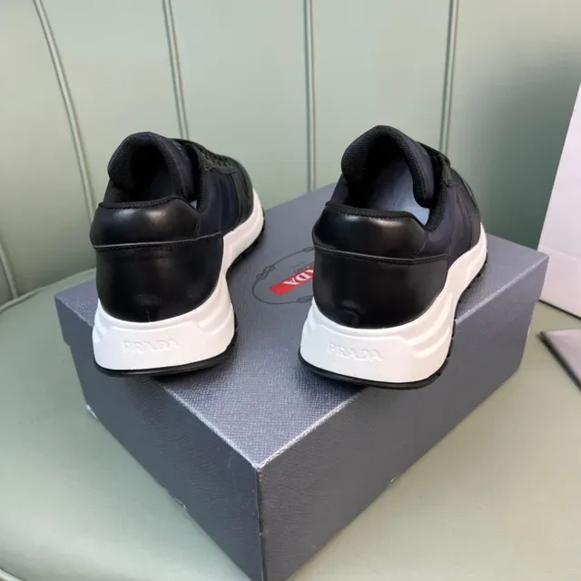 Prada Tênis Lifestyle Navy Black Dois Tons Couro e Tecido 5