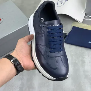 Prada Sneaker Lifestyle en Cuir Navy