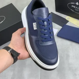 Prada Zapatilla de plataforma con tela y cuero Navy lifestyle