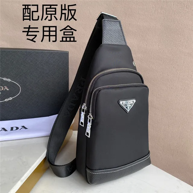 Prada Re-Edition 2005 Sling Bag Black Structured Nylon Crossbody Bag 7