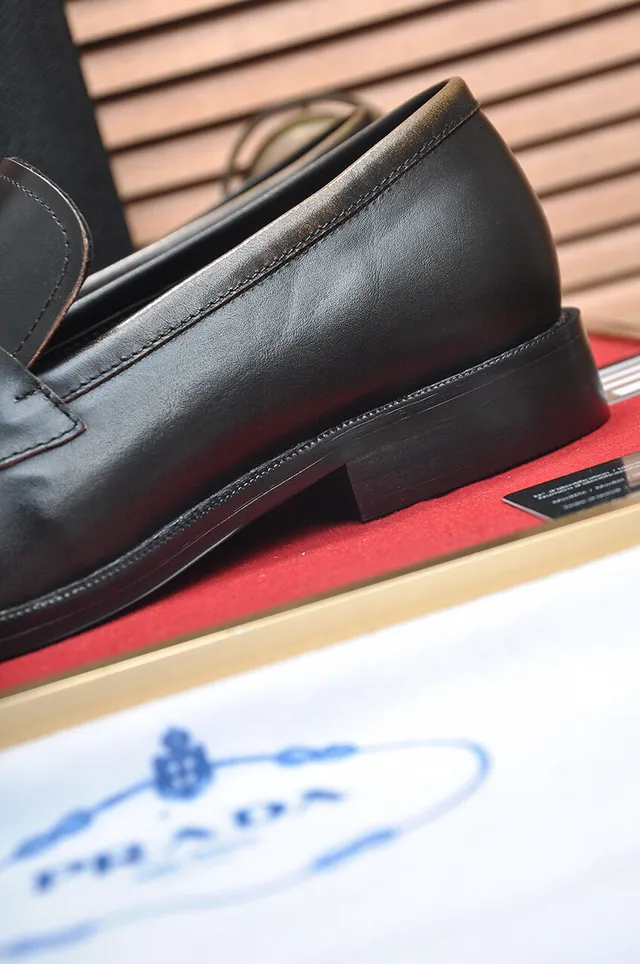 Prada Two-Tone Distressed Leather Penny Loafers 9