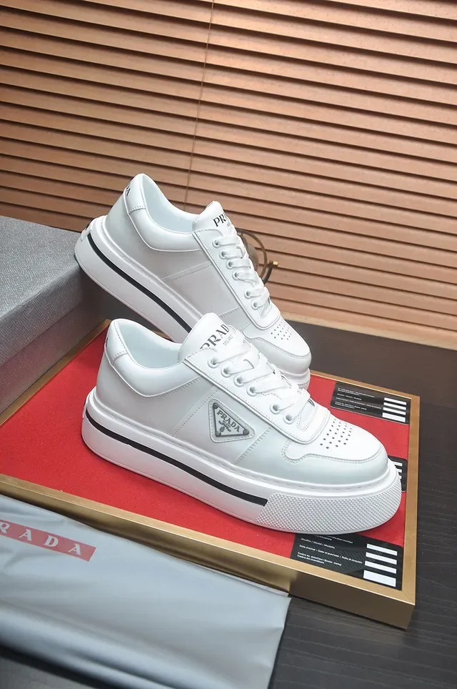 Prada White Black Leather Platform Sole Lifestyle Sneakers 3