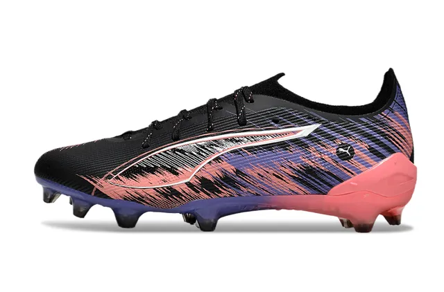 Puma Future Z Noir Multicolore Coupe Basse Synthétique Supérieur Gradiente Coup de Pinceau Graphique Terrain Ferme Chaussures de Football 7