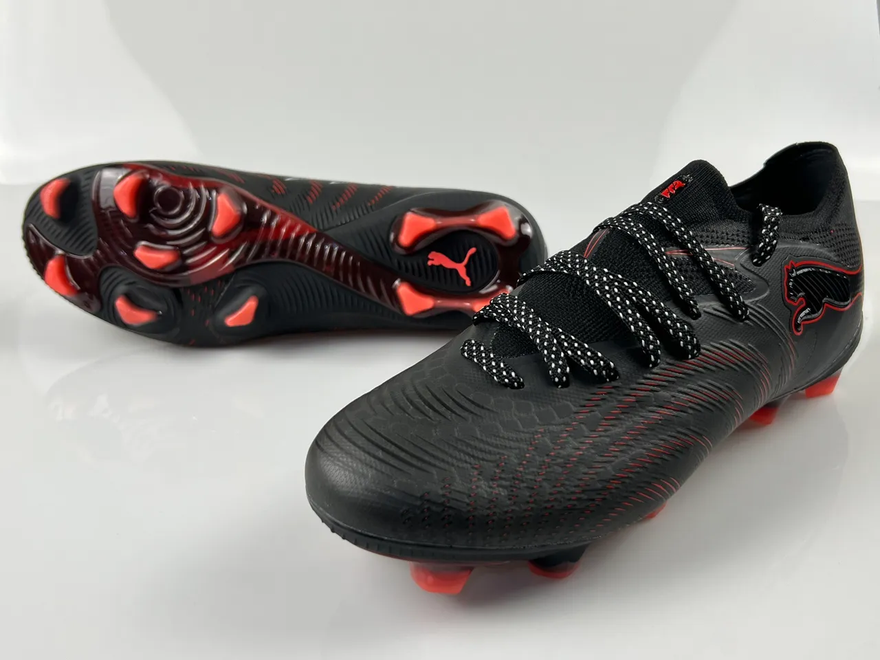 Puma Future Z أسود أحمر منخفض القطعة الخياطة العلوية الرسوم الديناميكية للخطوط أرض صلبة أحذية كرة القدم 9