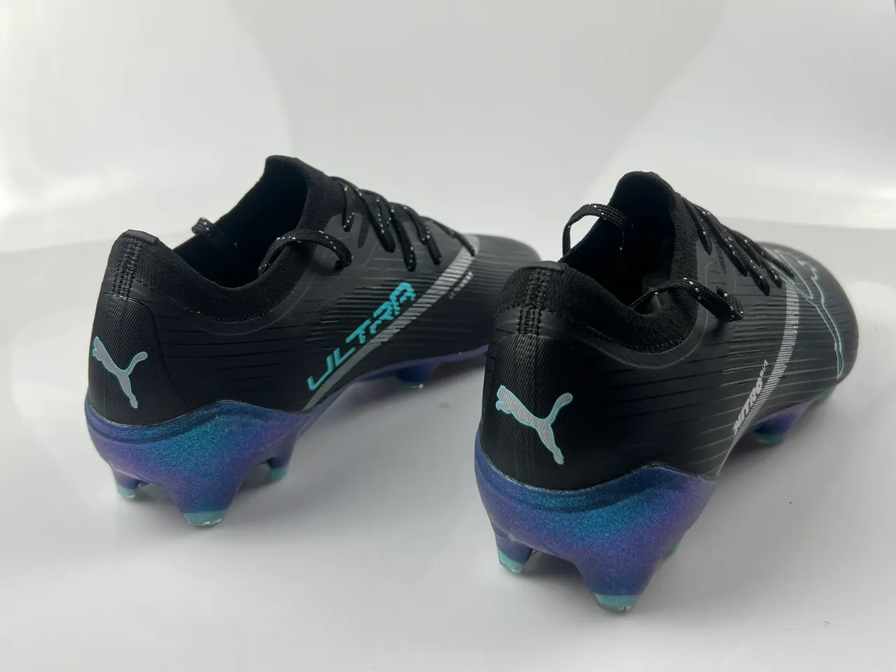 Puma Nitro Elite Noir Iridescent Bleu Violet Chaussures de football terrain ferme 3