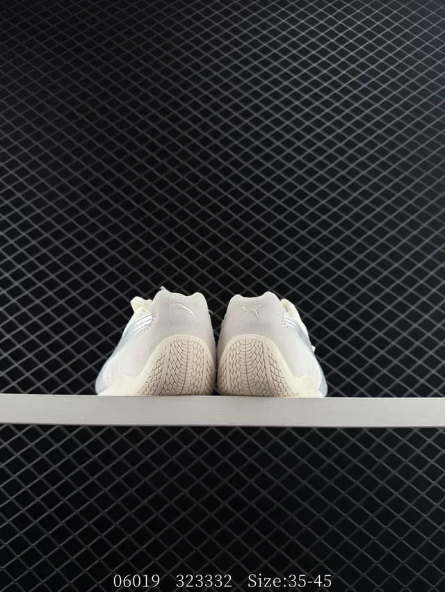 Puma Speedcet OG Off-White et Silver Chaussures de course rétro lifestyle 3