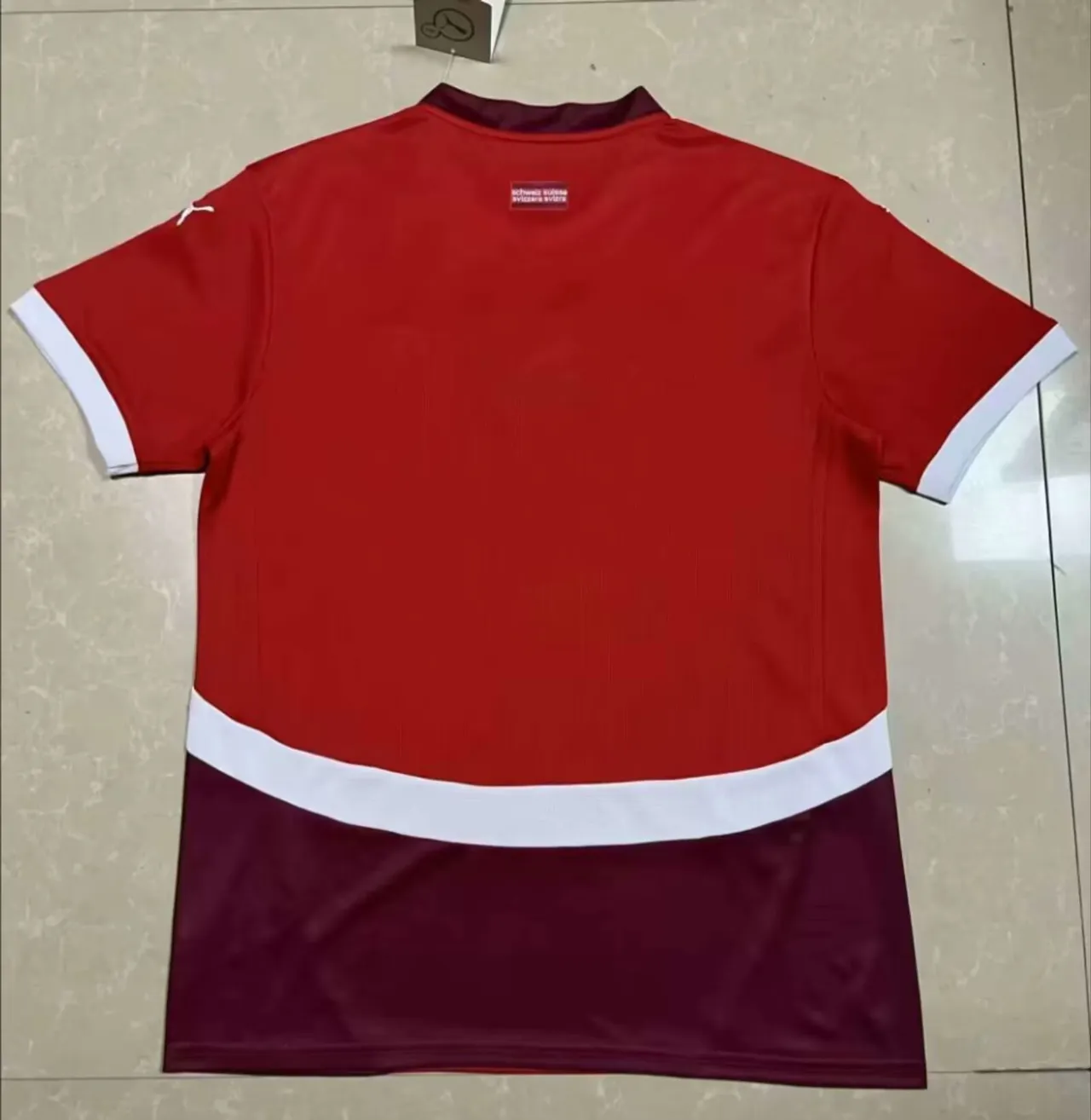 Puma Seleção Nacional da Suíça Camiseta de Futebol Vermelho Borgonha Branco 2